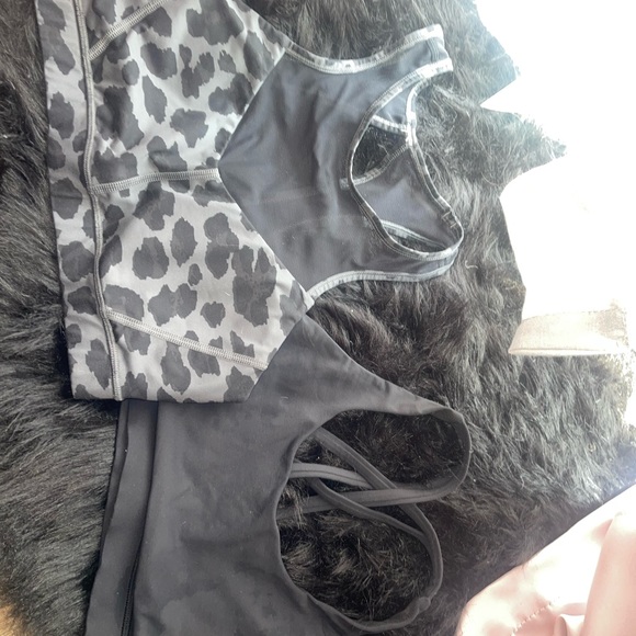 Lululemon Activewear Bras Sz S - Picture 1 of 2